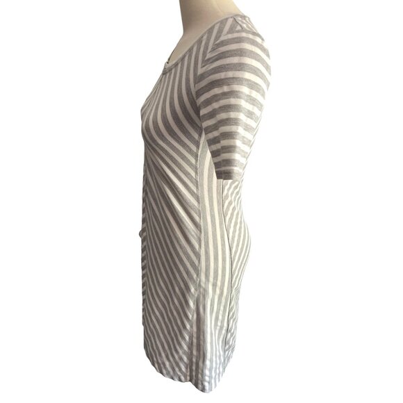 T by Talbots Striped A Line Dress Sz Small Petite Womens Short Sleeve Gray & Whi - Picture 7 of 16